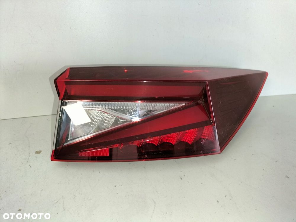 Lampa tylna tył prawa SKODA ENYAQ 21- LED - 2