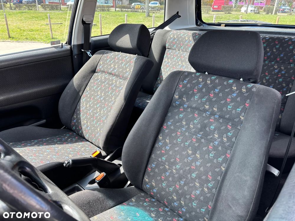 Volkswagen Golf 1.4 - 9