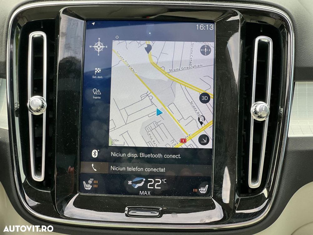 Volvo XC 40 T5 AWD Momentum Pro - 23