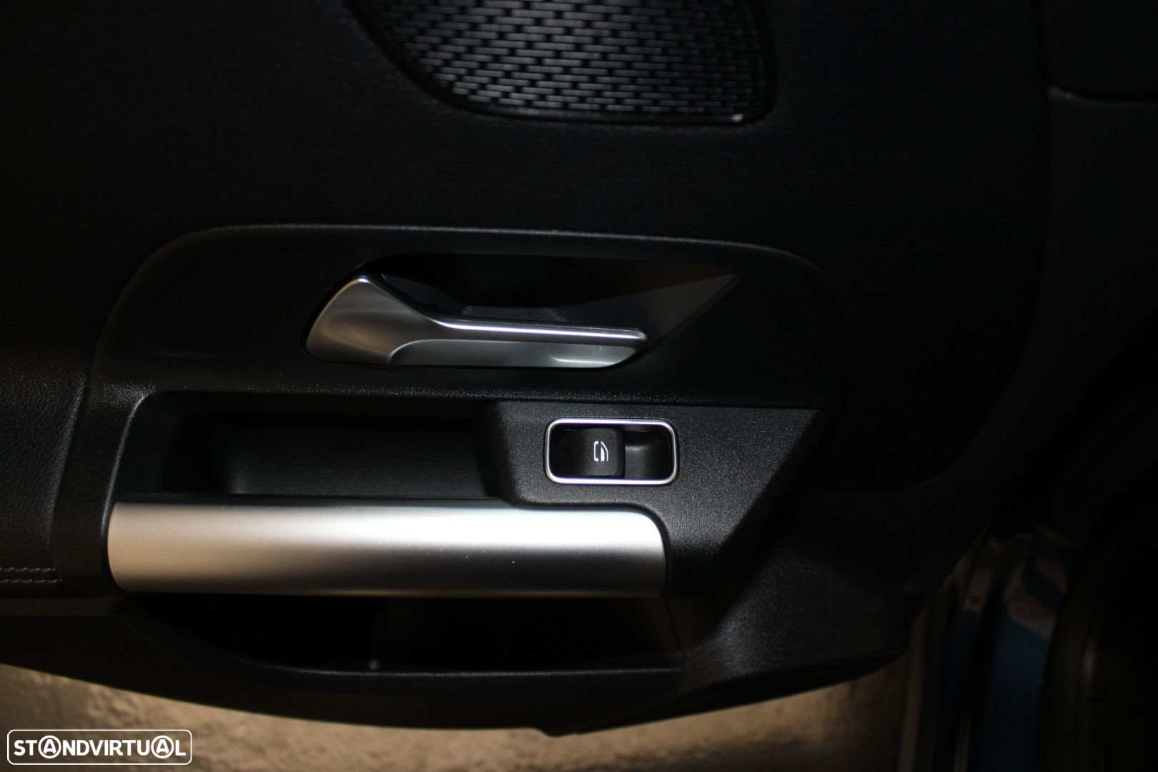 Mercedes-Benz EQA - 27