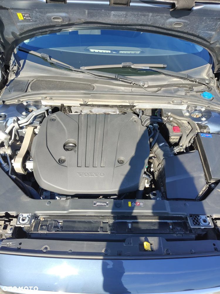 Volvo V60 B3 B DKG Momentum - 21