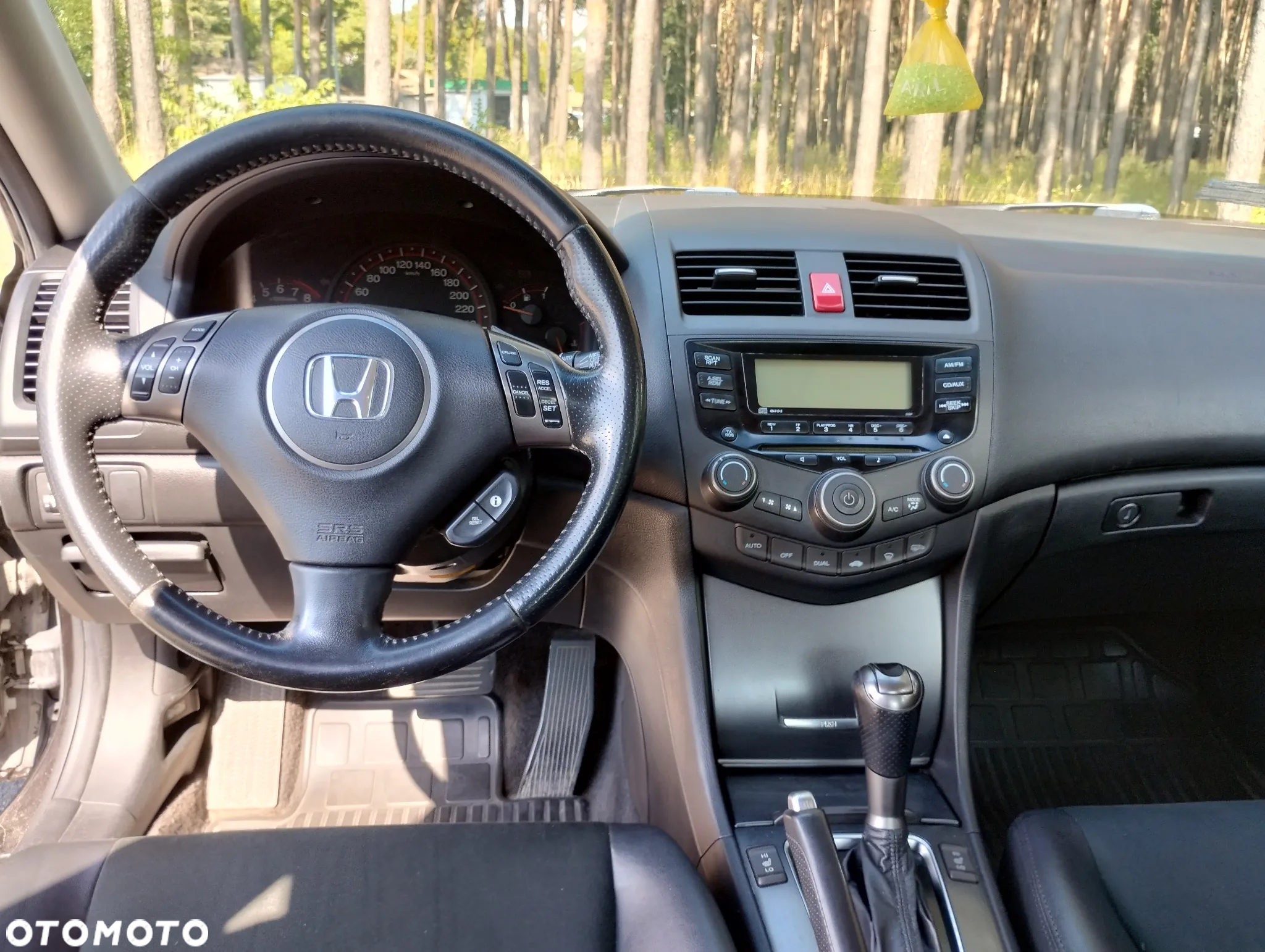 Honda Accord 2.0 Executive - 10