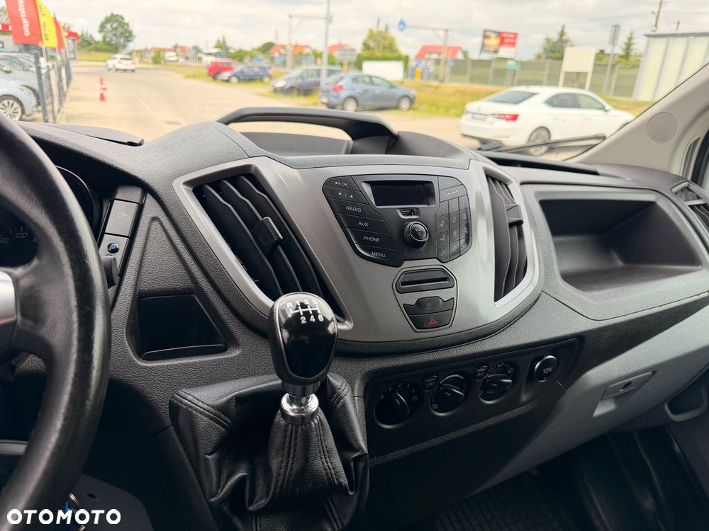 Ford Transit - 15