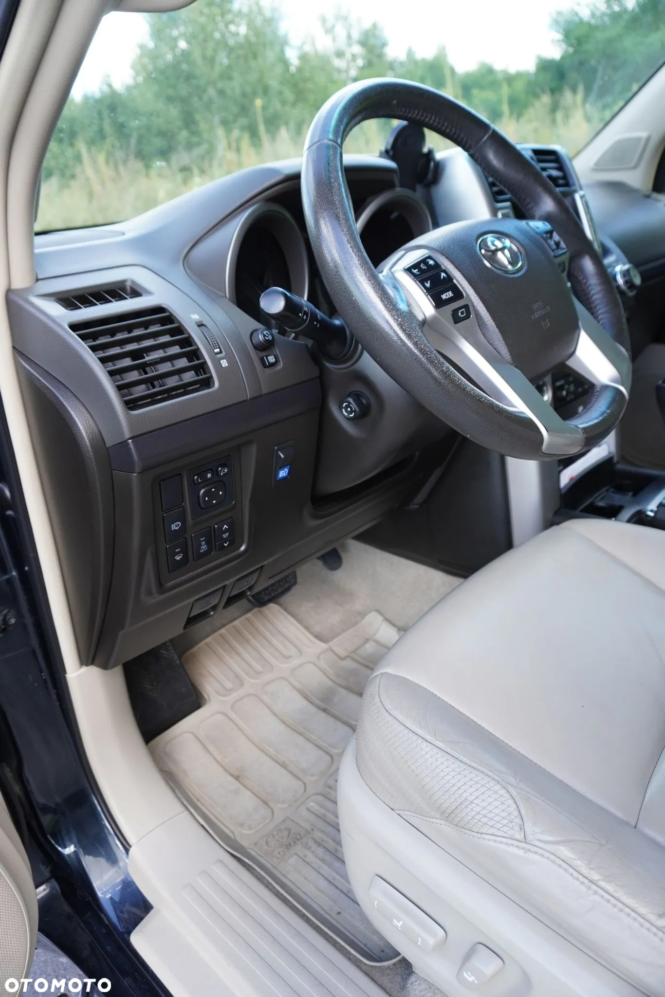 Toyota Land Cruiser LC 3.0 D-4D Prestige 7os - 19