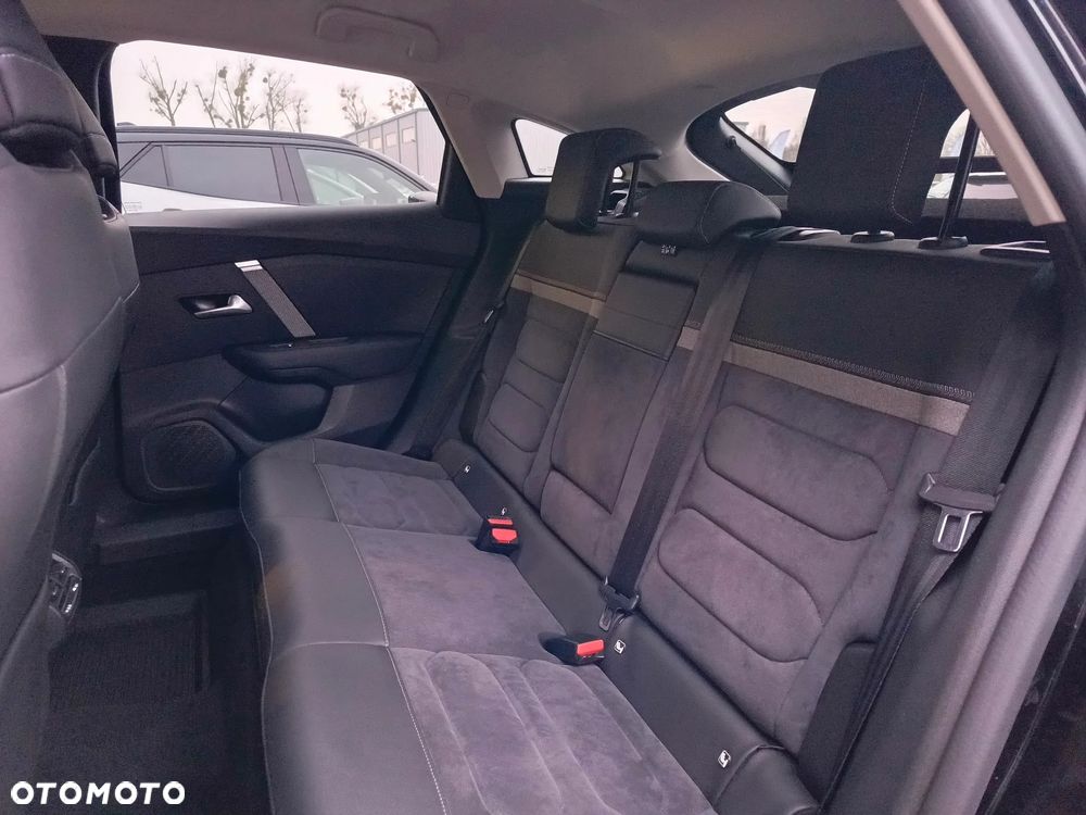 Citroën C4 1.2 PureTech Max S&S EAT8 - 18