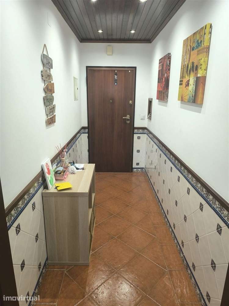 Apartamento T2 Venda em Santa Iria de Azoia, São João da Talha e Bobad - Grande imagem: 4/61