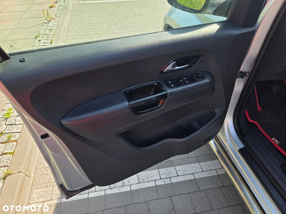 Volkswagen Amarok 2.0 BiTDI Highline - 24