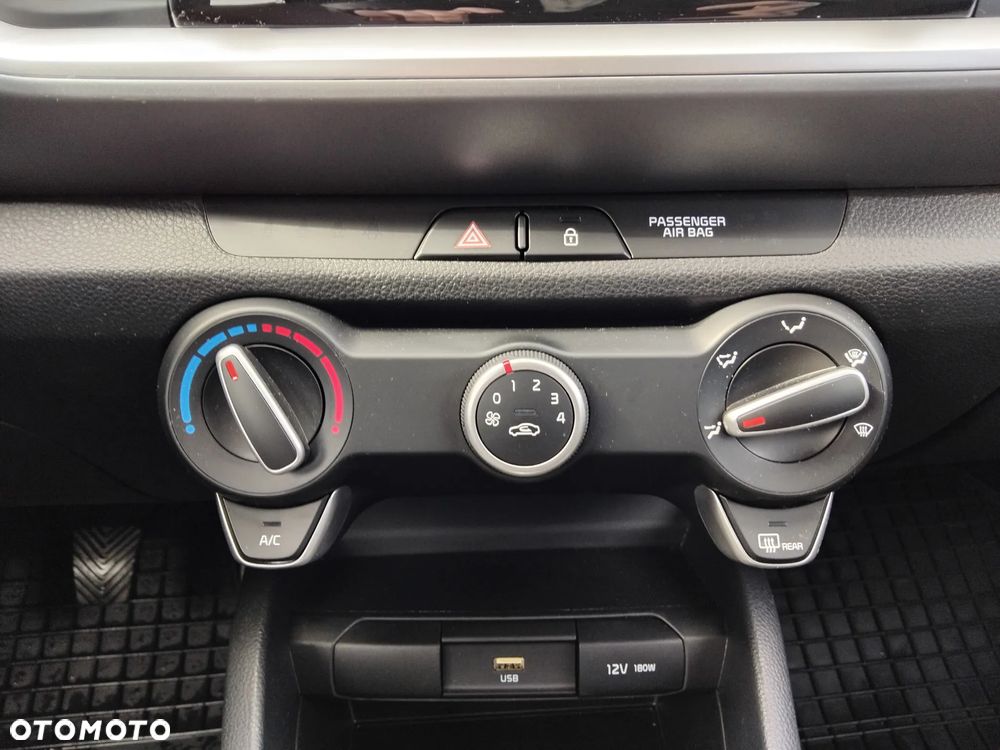Kia Stonic 1.0 T-GDI M - 14