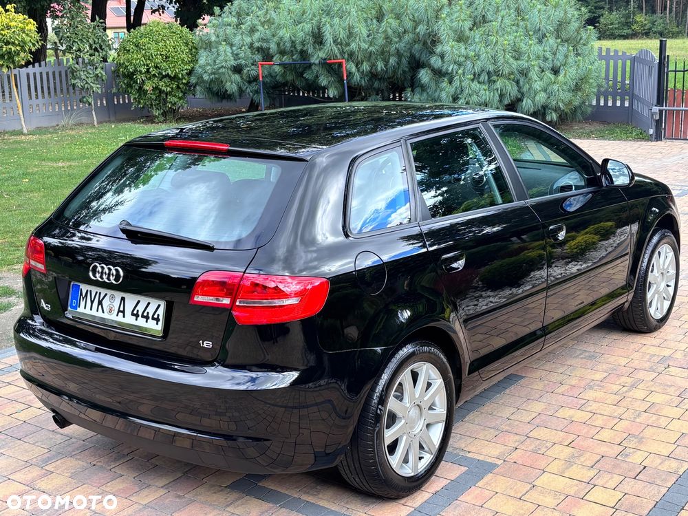 Audi A3 Sportback 1.6 Ambition - 16