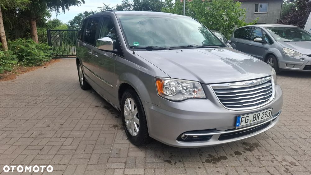 Chrysler Town & Country 3.6 Touring - 2