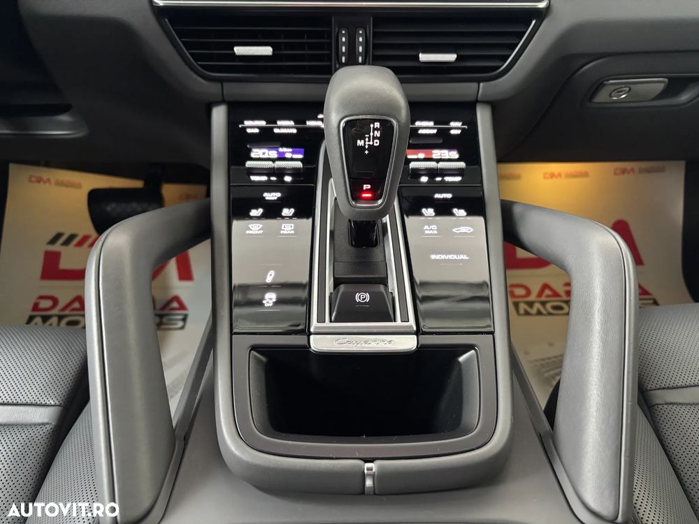 Porsche Cayenne E-Hybrid Tiptronic S - 17