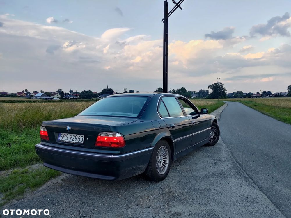 BMW Seria 7 - 3