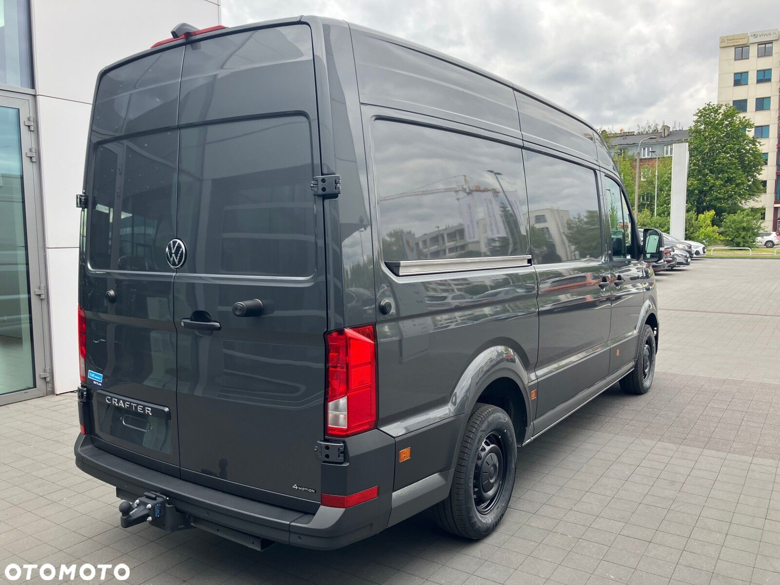 Volkswagen Crafter Crafter 35 Furgon, silnik: 2,0 l  130 kW, skrzynia biegów: napęd 4MOTION, automatyczna 8-biegowa rozstaw osi: 3640 mm - 6