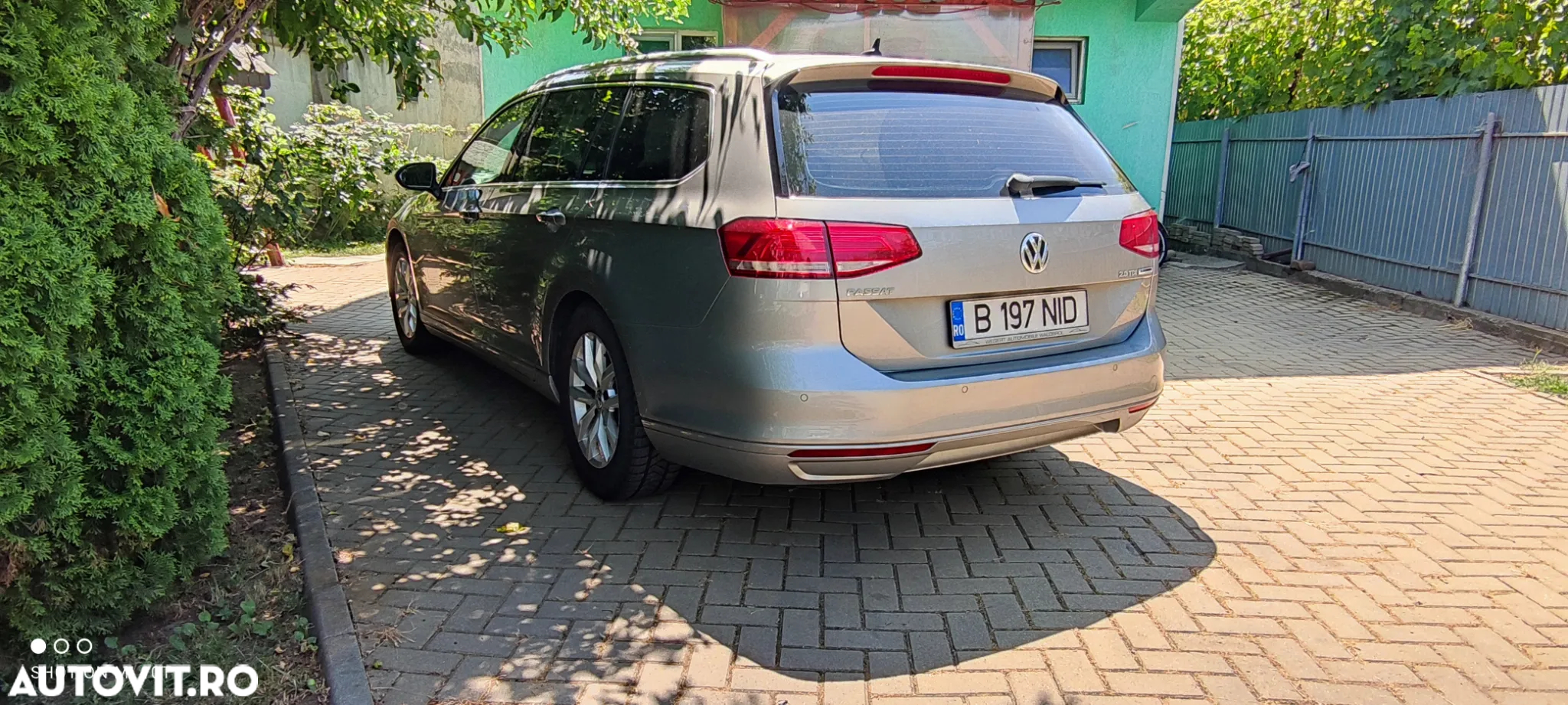 Volkswagen Passat Variant 2.0 TDI DSG Comfortline - 8