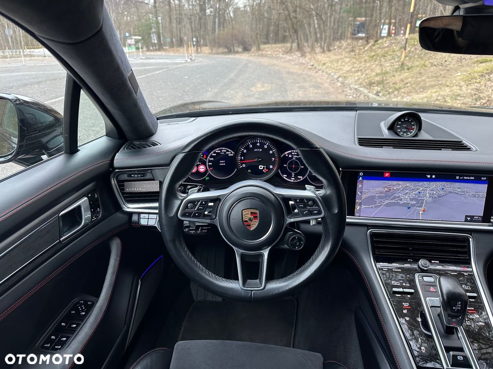 Porsche Panamera - 30
