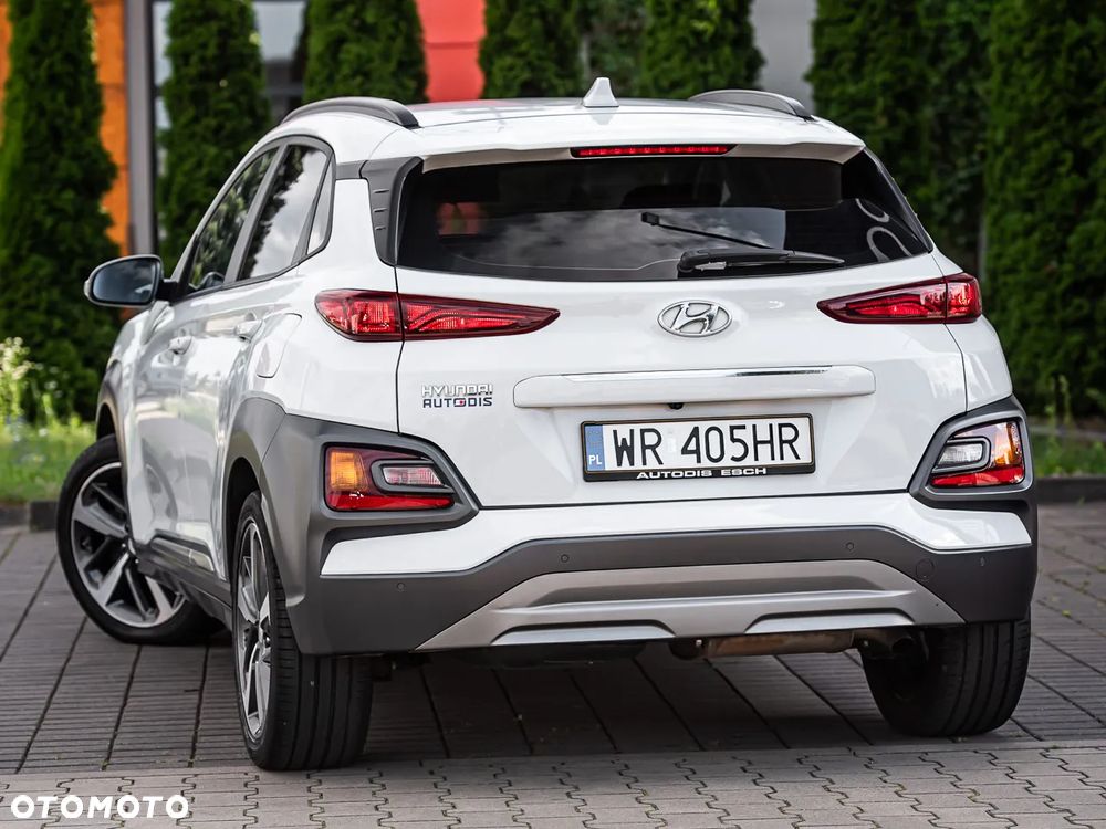 Hyundai Kona - 12