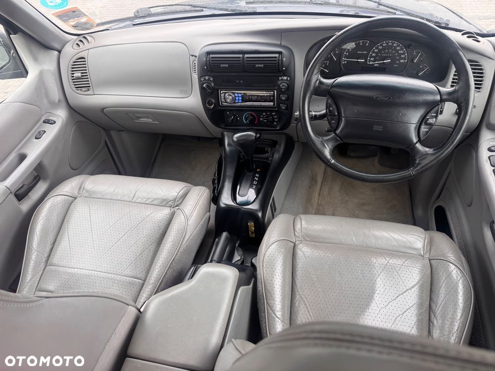 Ford Explorer 4.0 - 14