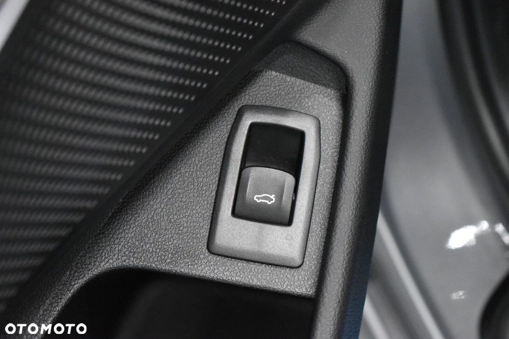 BMW Seria 3 - 9