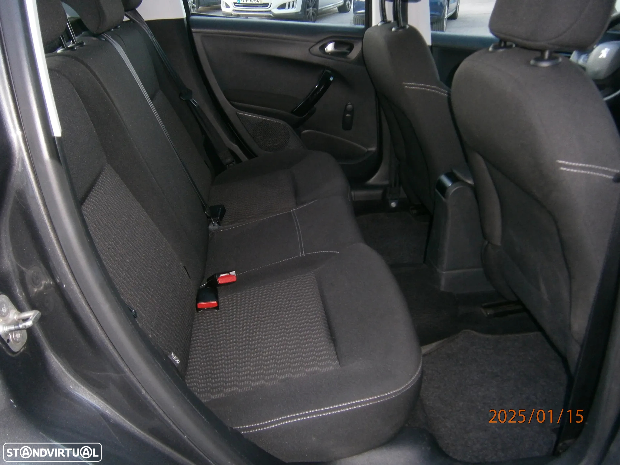 Peugeot 208 1.2 PureTech Active - 11