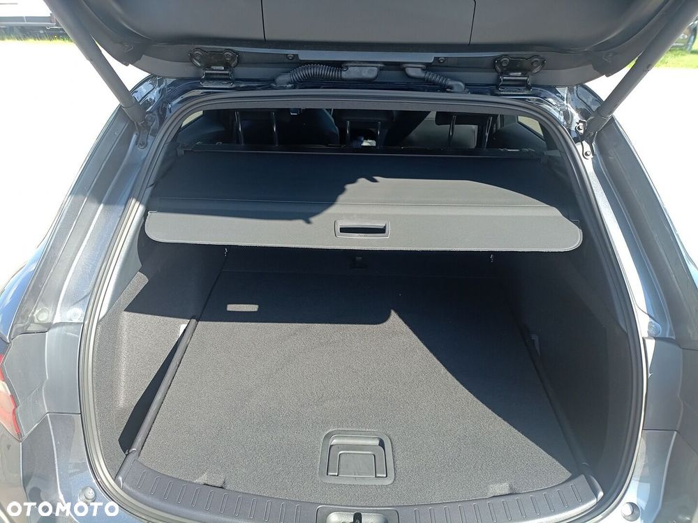 Toyota Corolla 1.8 Hybrid GR Sport Dynamic - 13