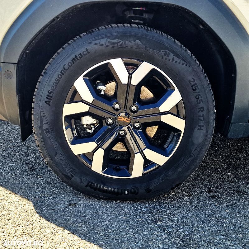 Dacia Duster TCe 130 4X4 MHEV Extreme - 8