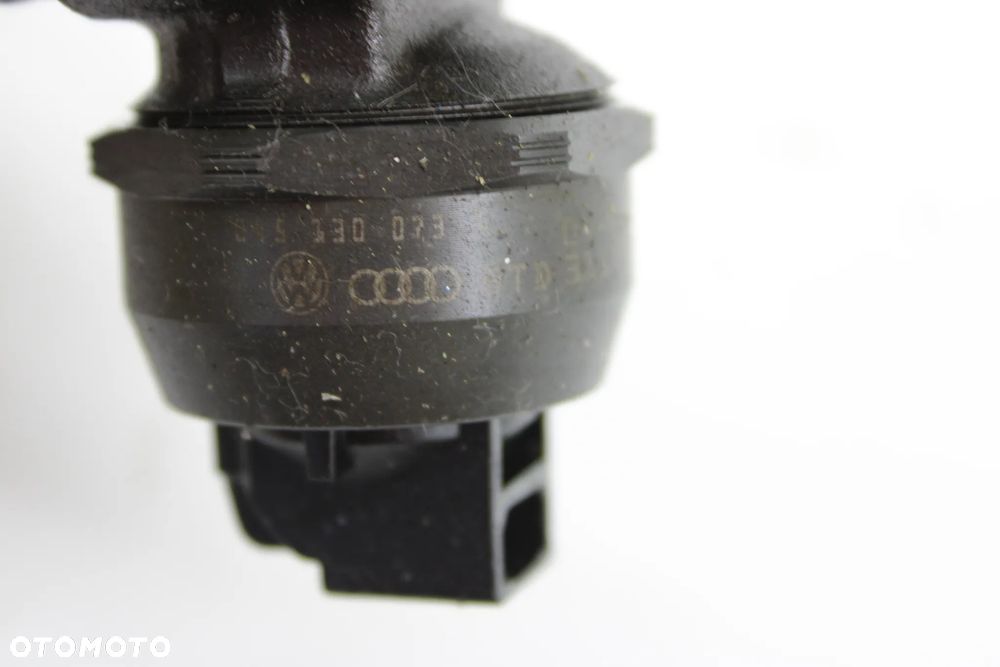 Silnik 1.4 tdi AMF Pompwtryskiwacz Wtrysk BOSCH - 9
