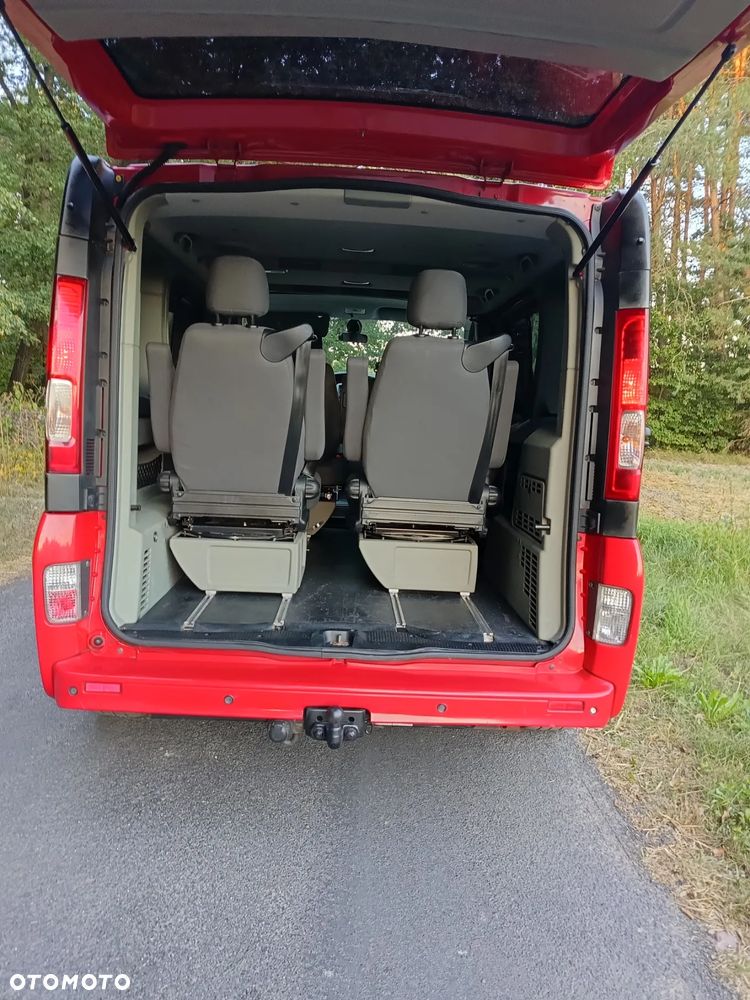 Opel Vivaro - 18