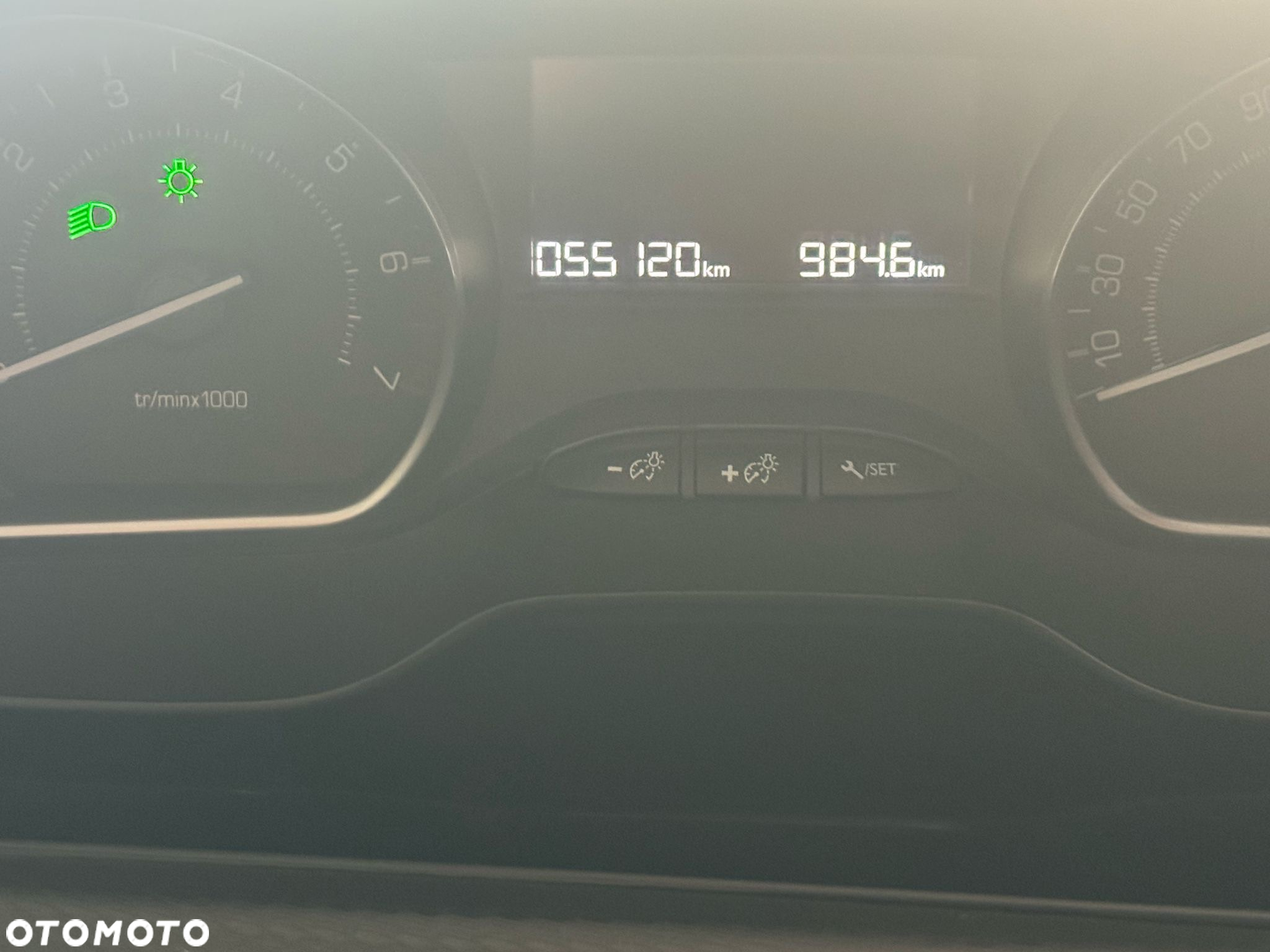 Peugeot 208 PureTech 82 Stop & Start Signature - 23