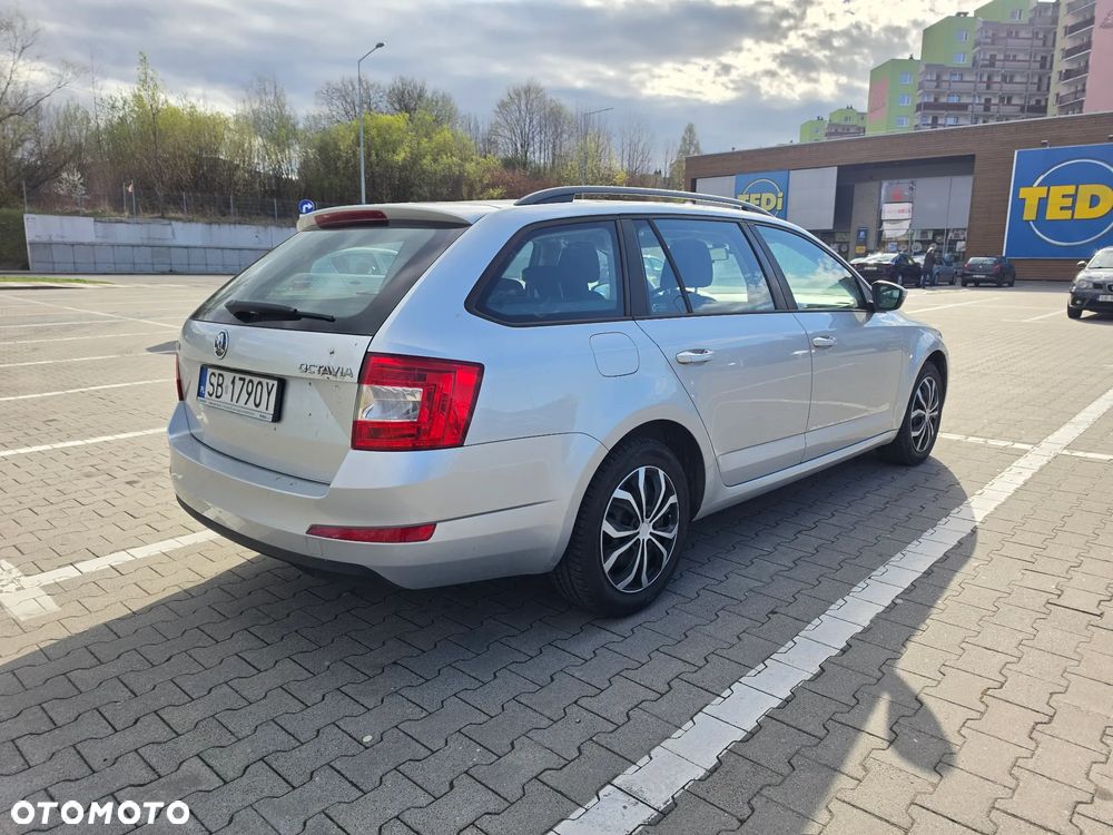 Skoda Octavia 1.6 TDI Ambition - 4