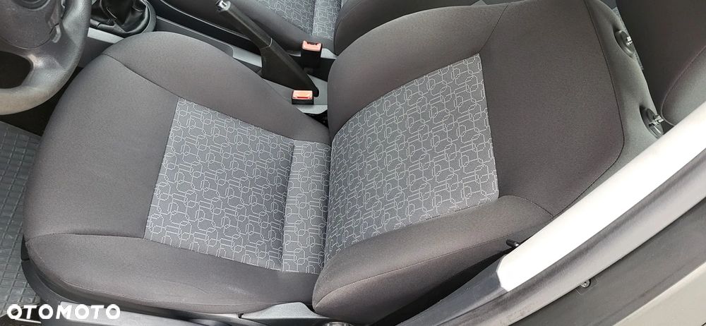 Seat Ibiza 1.2 12V Reference - 13