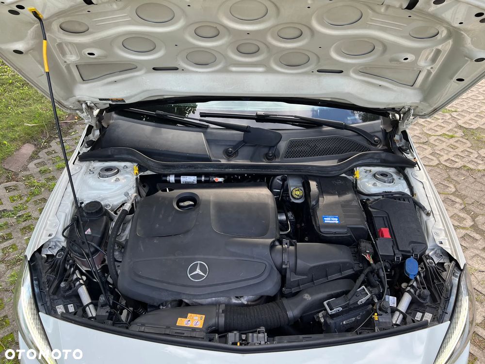 Mercedes-Benz Klasa A 200 7G-DCT Activity Edition - 19