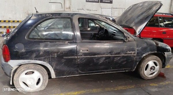 Para Peças Opel Corsa B (S93) - 2