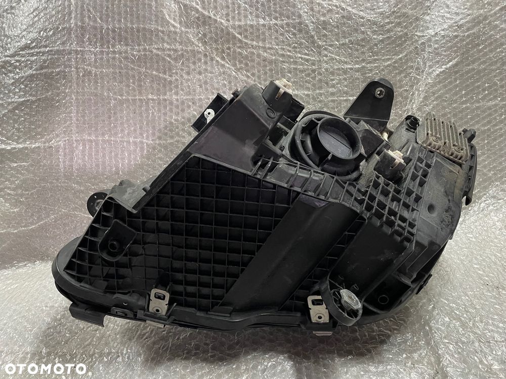 LAMPA PRZÓD PRAWA FULL LED HIGH PERFORMANCE LED MERCEDES BENZ C-KLASA W205 C205 A2059062206 KZ - 14