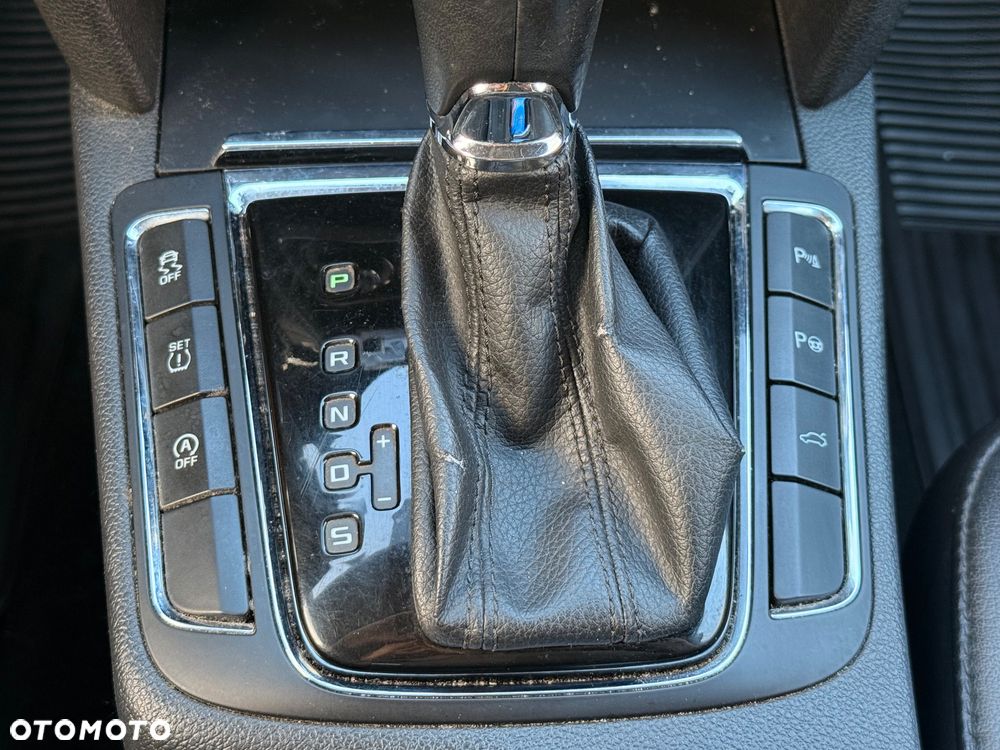 Skoda Superb 2.0 TDI L&K DSG - 22
