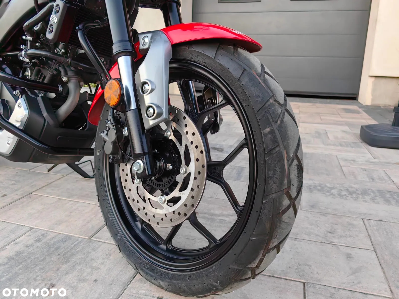 Yamaha XSR - 8