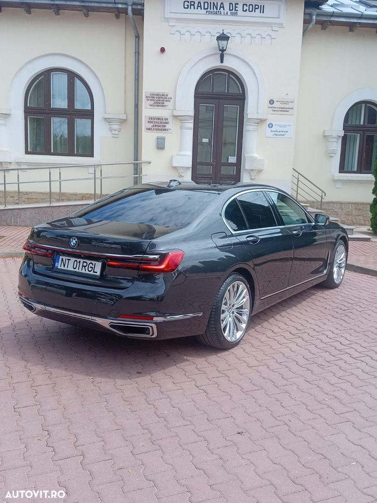 BMW Seria 7 730d xDrive - 11
