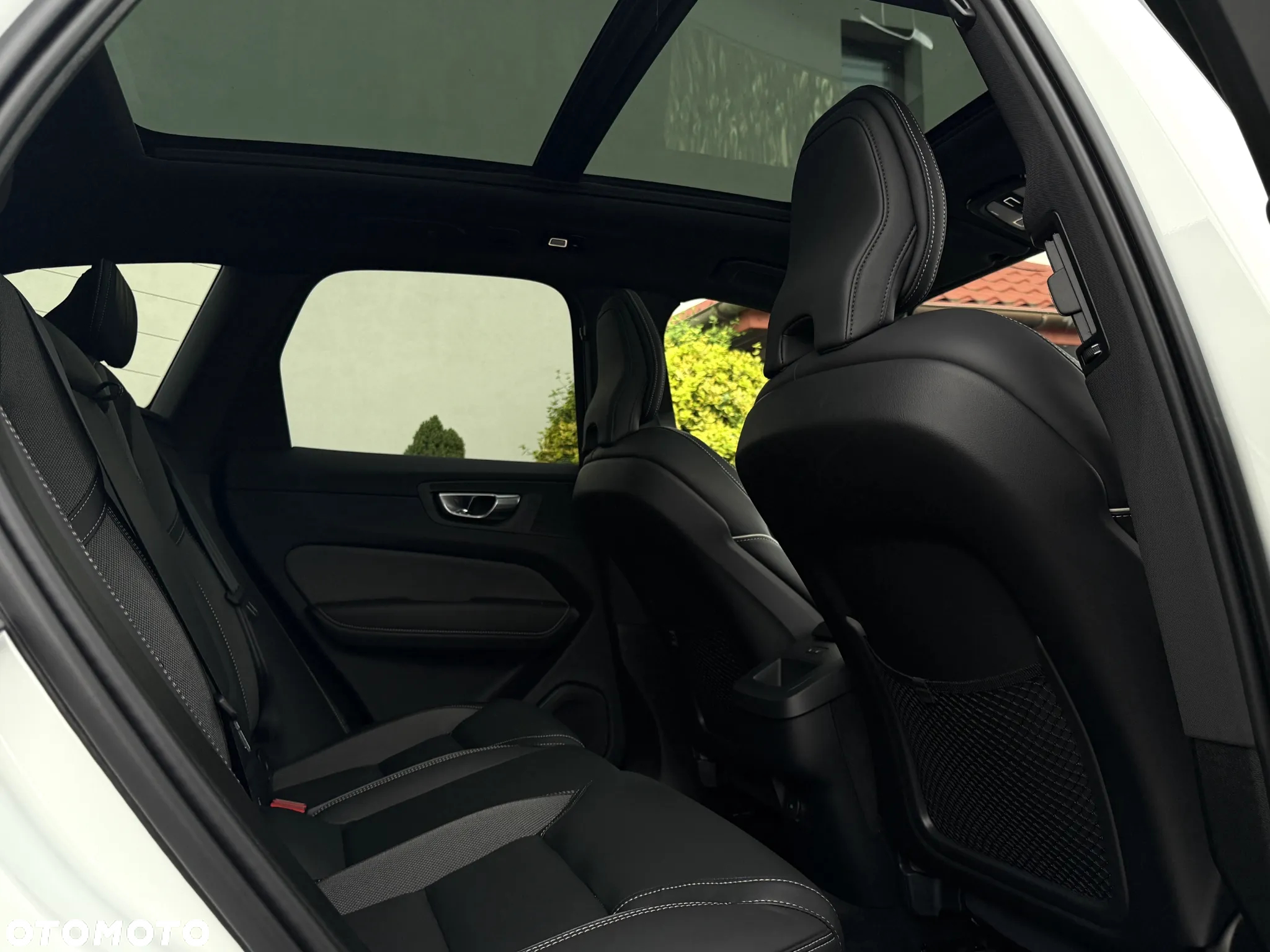 Volvo XC 60 B4 D AWD Geartronic RDesign - 14