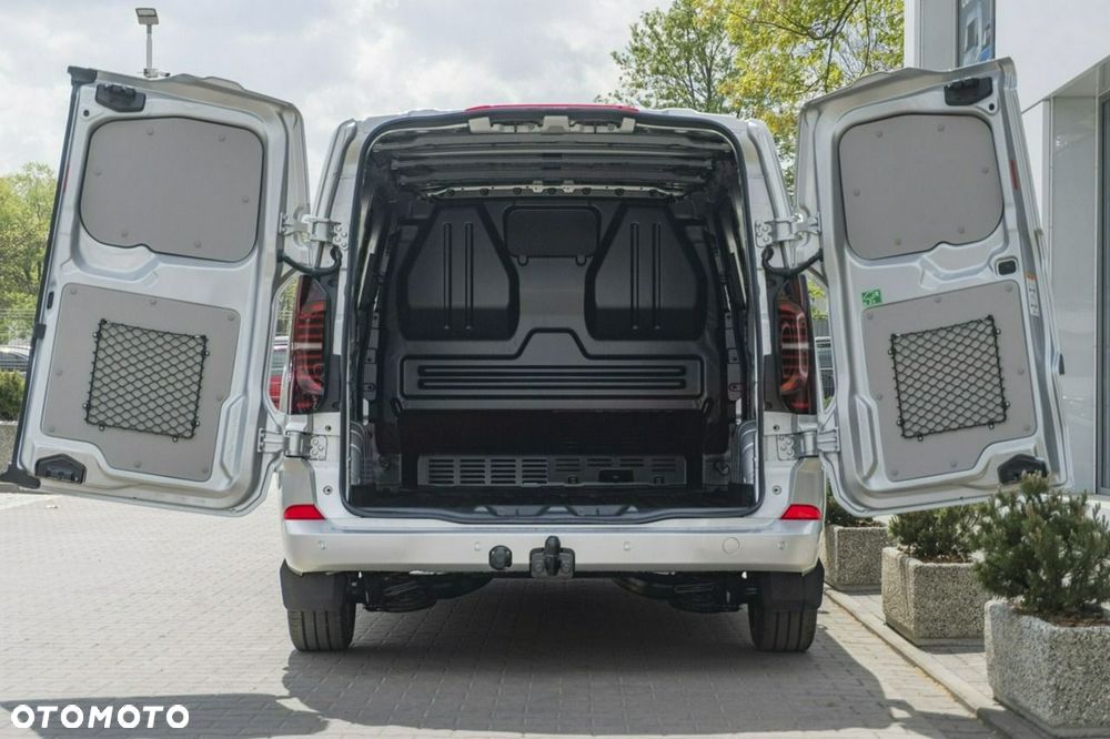 Volkswagen Transporter - 12