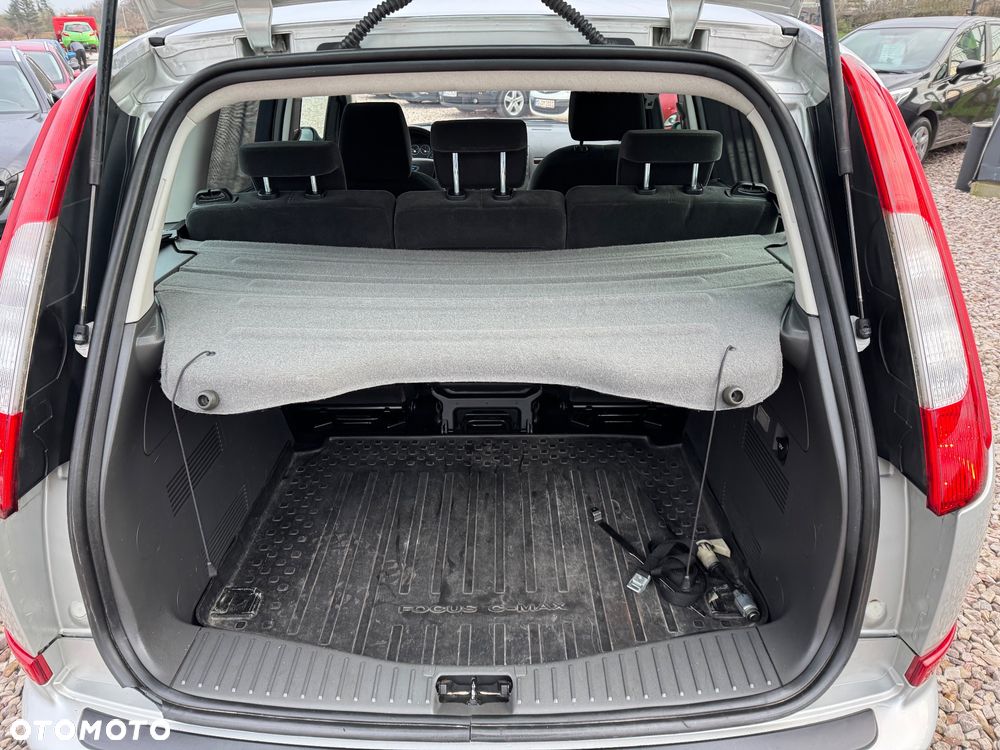 Ford C-MAX 2.0 Ghia - 13