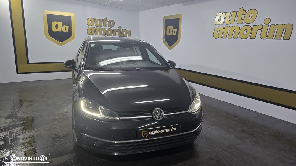 VW Golf Variant 1.6 TDi Highline DSG - 4