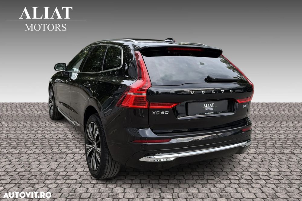 Volvo XC 60 B4 D AWD Ultimate Bright - 8