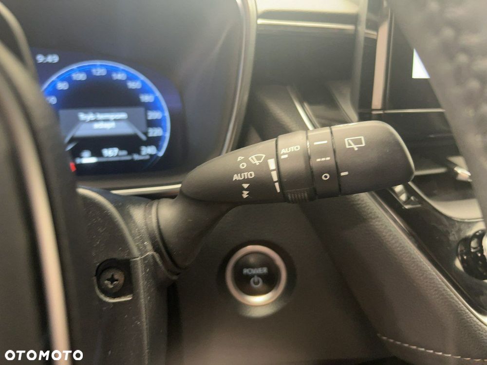 Toyota Corolla - 24