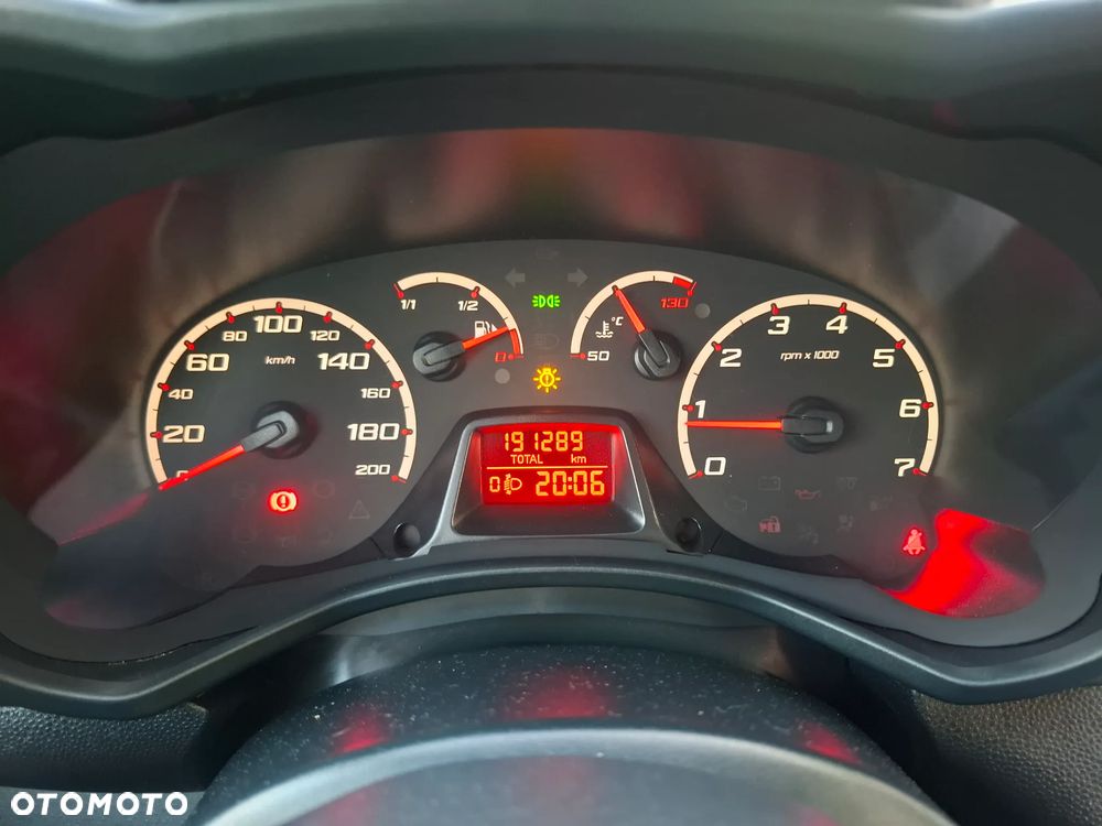 Ford KA 1.2 Concept+ - 23