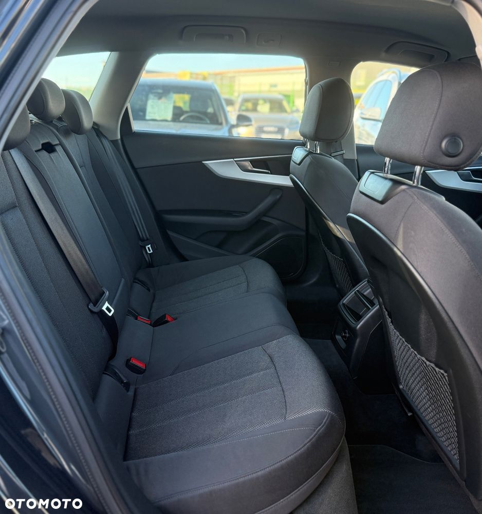 Audi A4 Avant 2.0 TDI ultra S tronic sport - 12