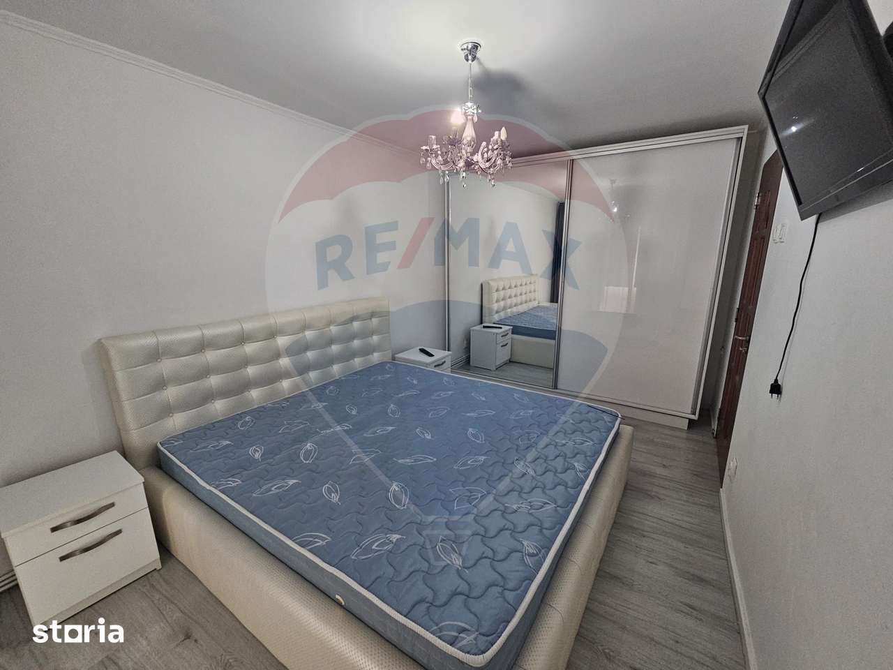 Apartament de vanzare — fotografia 1