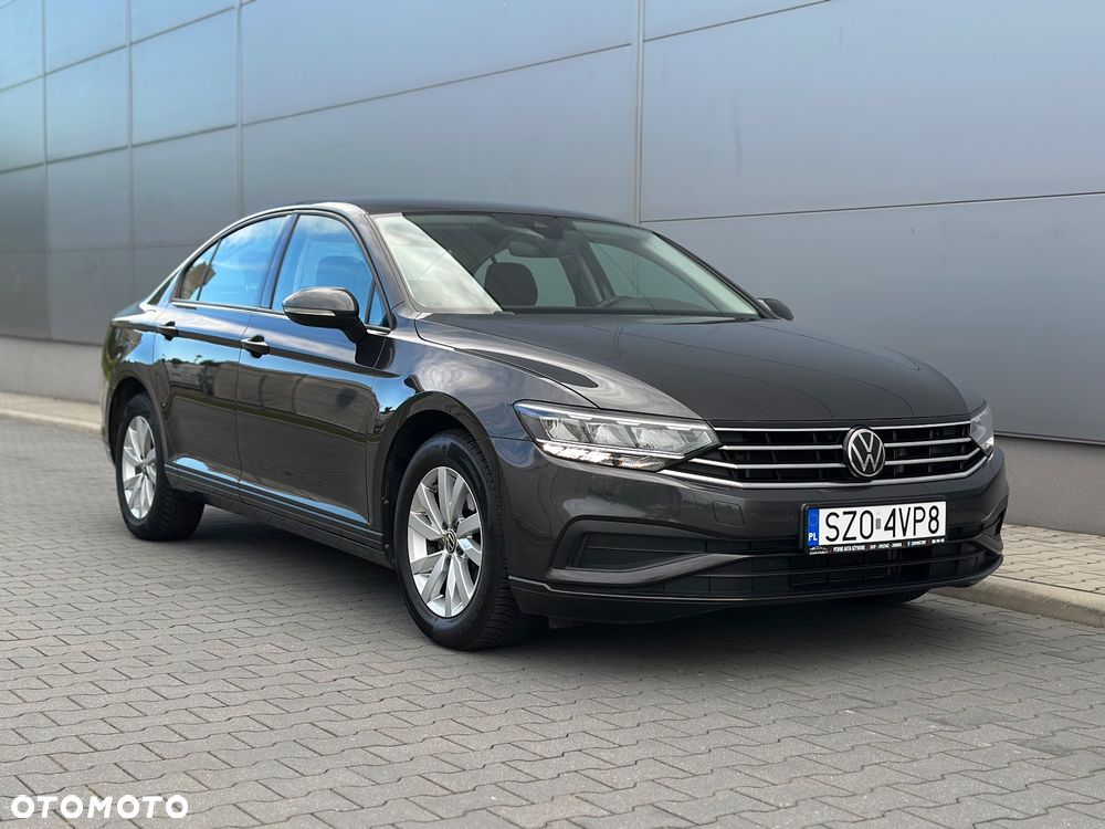 Volkswagen Passat 1.5 TSI EVO Business DSG - 1