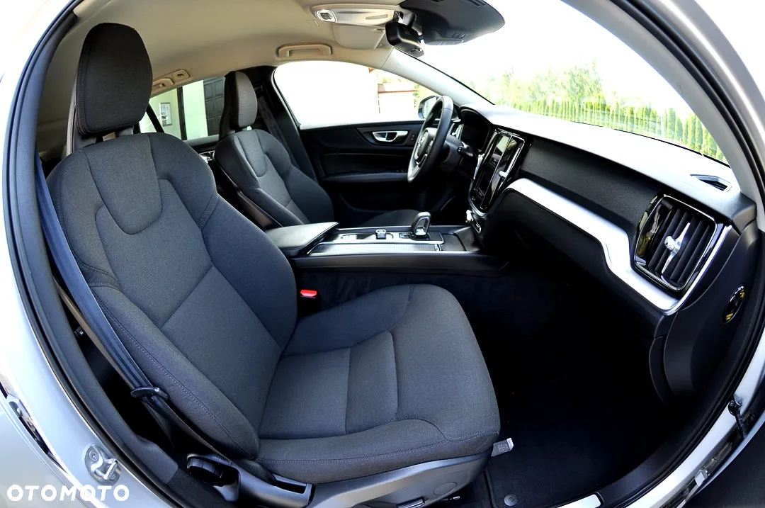 Volvo V60 B3 B Geartronic RDesign - 25