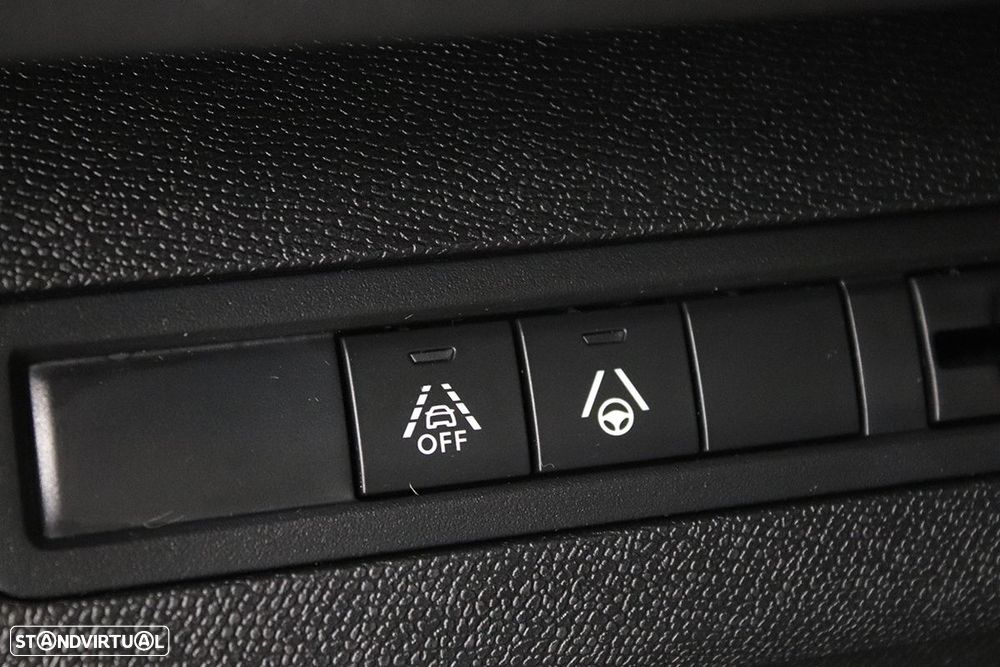 Peugeot 3008 1.2 PureTech GT EAT8 - 22