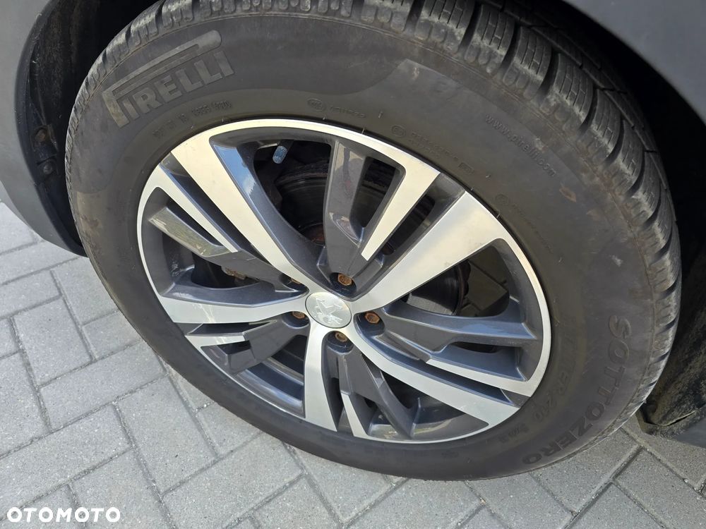 Peugeot 3008 - 17