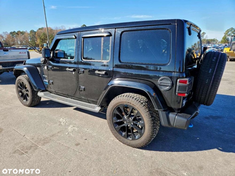 Jeep Wrangler - 2